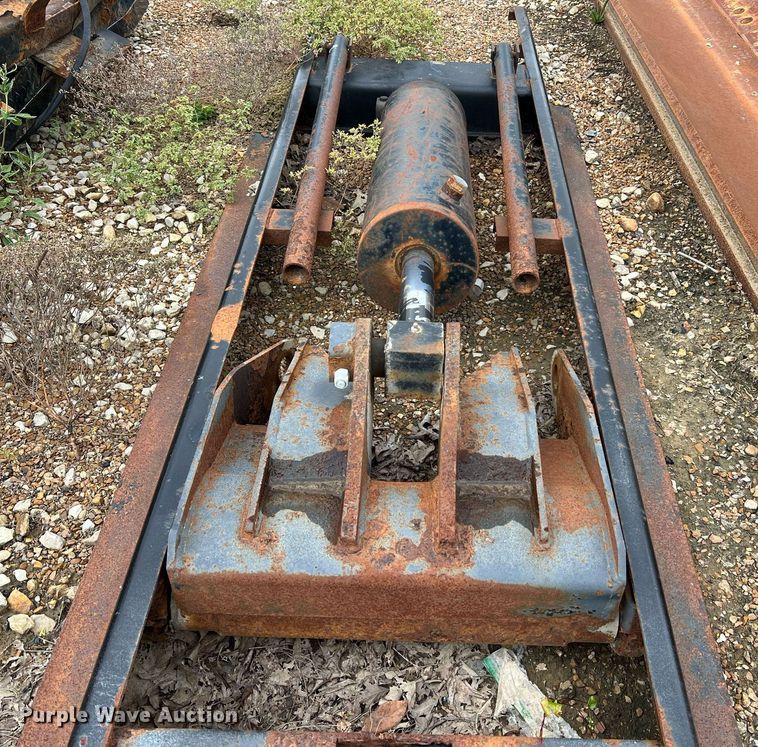 image for item NI9072 (2) bed hoists