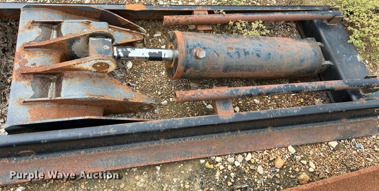 image for item NI9072 (2) bed hoists