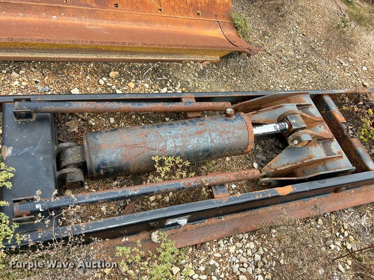 image for item NI9072 (2) bed hoists