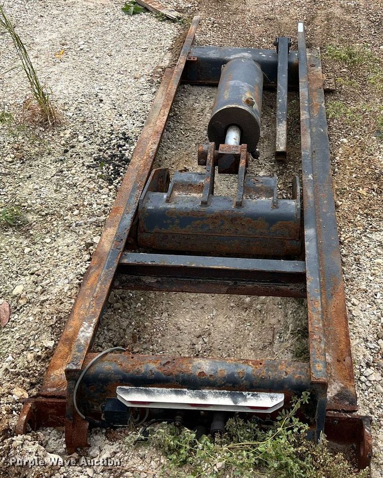 image for item NI9072 (2) bed hoists