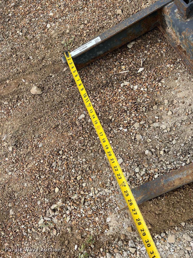 image for item NI9072 (2) bed hoists