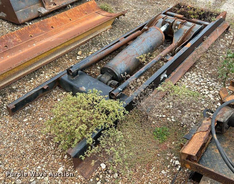 image for item NI9072 (2) bed hoists