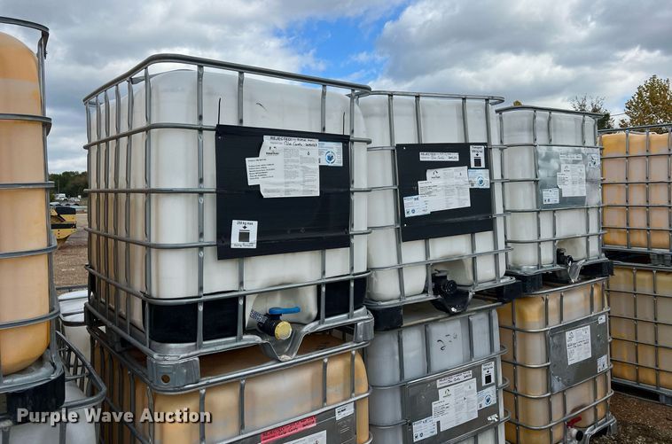 image for item NI9077 (34) IBC totes