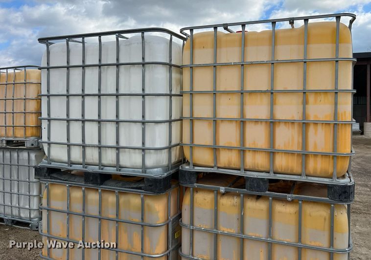 image for item NI9079 (32) IBC totes