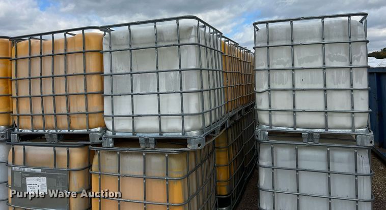 image for item NI9079 (32) IBC totes