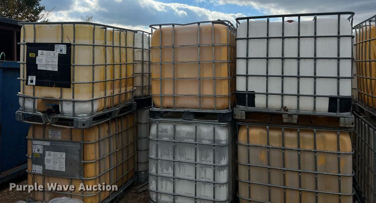 image for item NI9079 (32) IBC totes