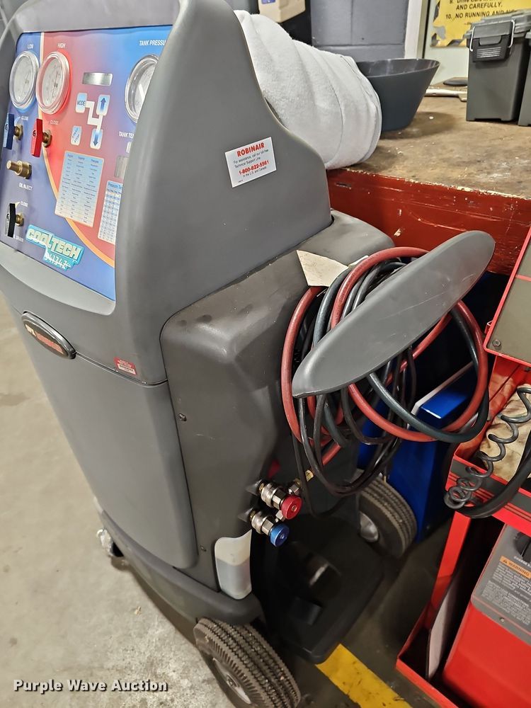 image for item NJ9893 SPX Robinair Cooltech 34134Z   refrigerant recovery