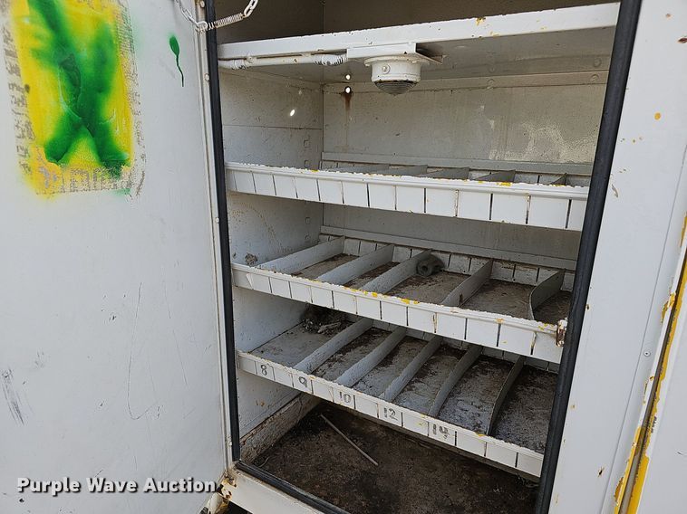 image for item NJ9897 1991  Chevrolet Kodiak  digger derrick truck