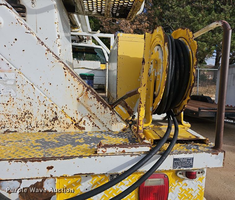 image for item NJ9897 1991  Chevrolet Kodiak  digger derrick truck