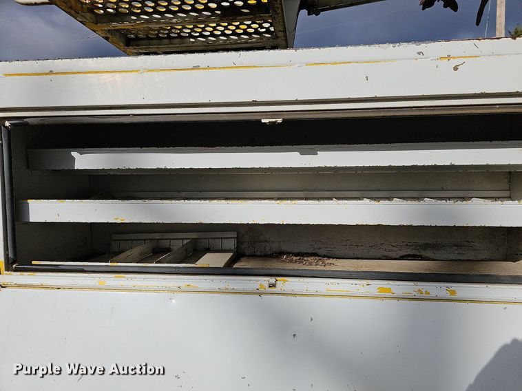 image for item NJ9897 1991  Chevrolet Kodiak  digger derrick truck