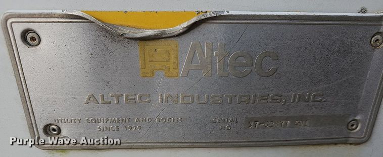 image for item NJ9897 1991  Chevrolet Kodiak  digger derrick truck