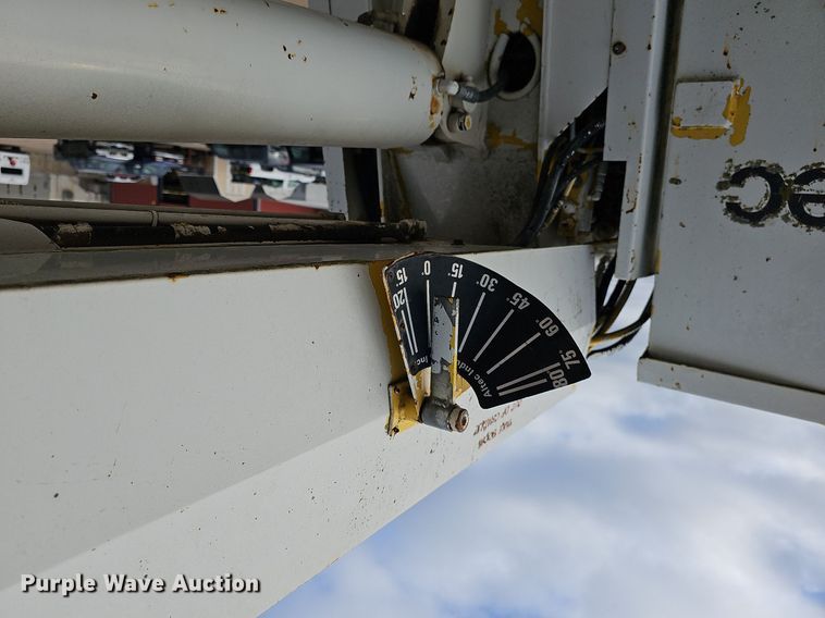 image for item NJ9897 1991  Chevrolet Kodiak  digger derrick truck