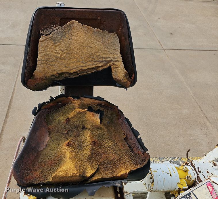 image for item NJ9897 1991  Chevrolet Kodiak  digger derrick truck