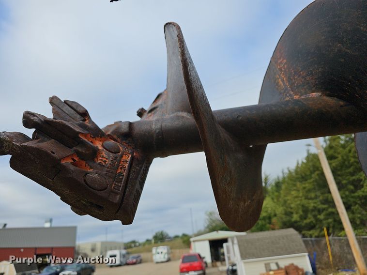 image for item NJ9897 1991  Chevrolet Kodiak  digger derrick truck