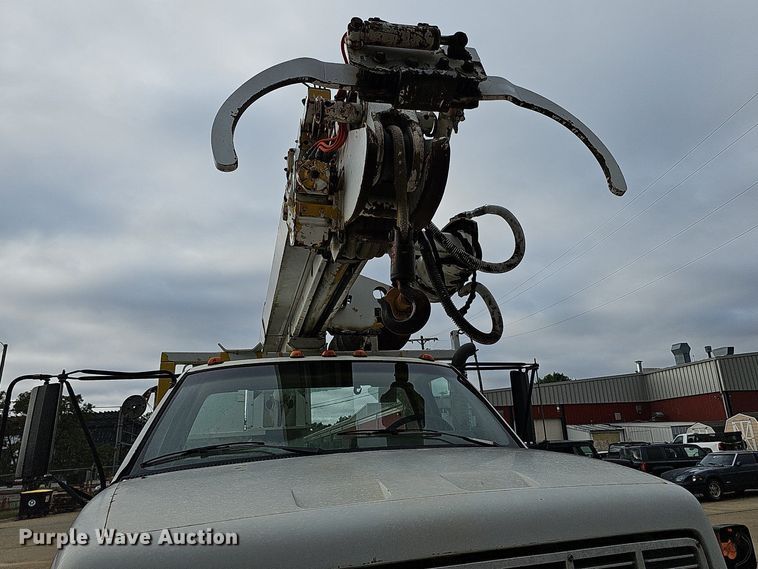 image for item NJ9897 1991  Chevrolet Kodiak  digger derrick truck