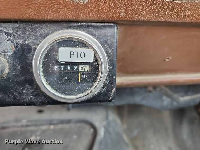 image for item NJ9897 1991  Chevrolet Kodiak  digger derrick truck