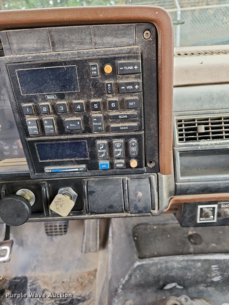 image for item NJ9897 1991  Chevrolet Kodiak  digger derrick truck