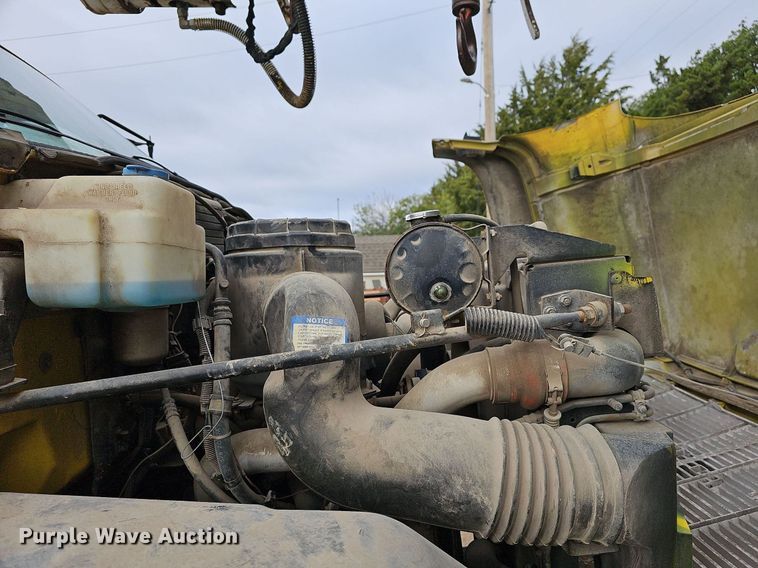 image for item NJ9897 1991  Chevrolet Kodiak  digger derrick truck