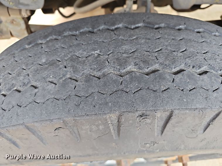 image for item NJ9897 1991  Chevrolet Kodiak  digger derrick truck