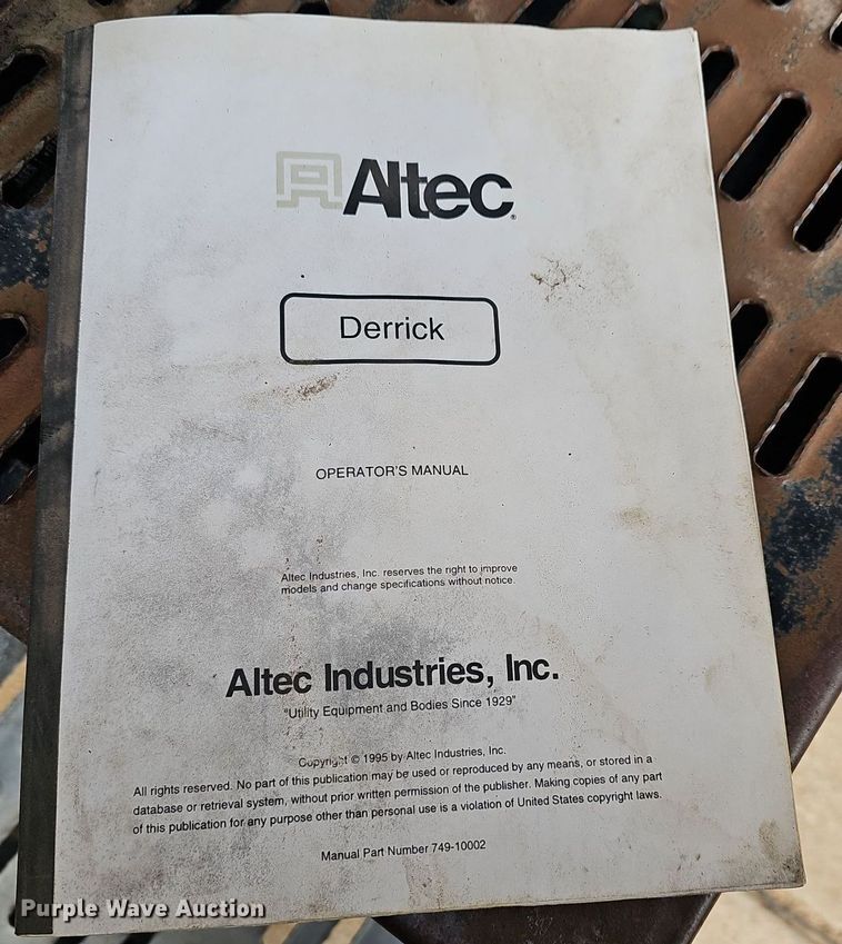 image for item NJ9897 1991  Chevrolet Kodiak  digger derrick truck