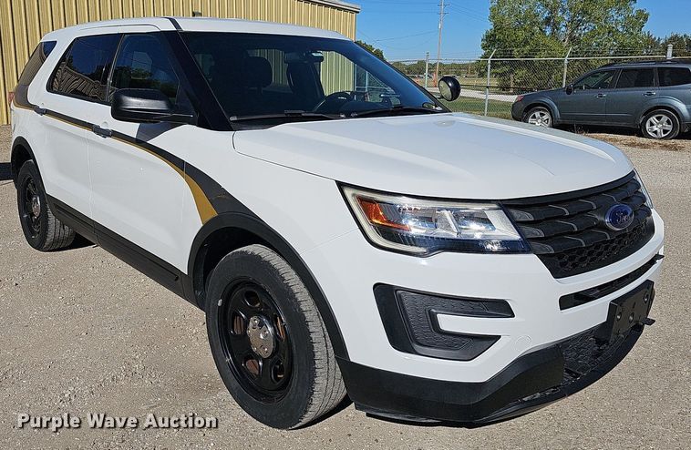 image for item NJ9914 2017 Ford Explorer Police Interceptor  SUV