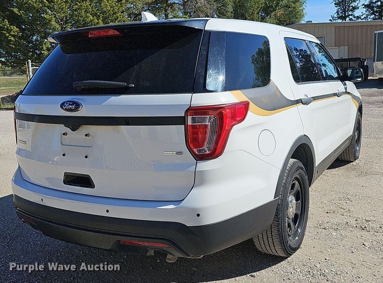 image for item NJ9914 2017 Ford Explorer Police Interceptor  SUV