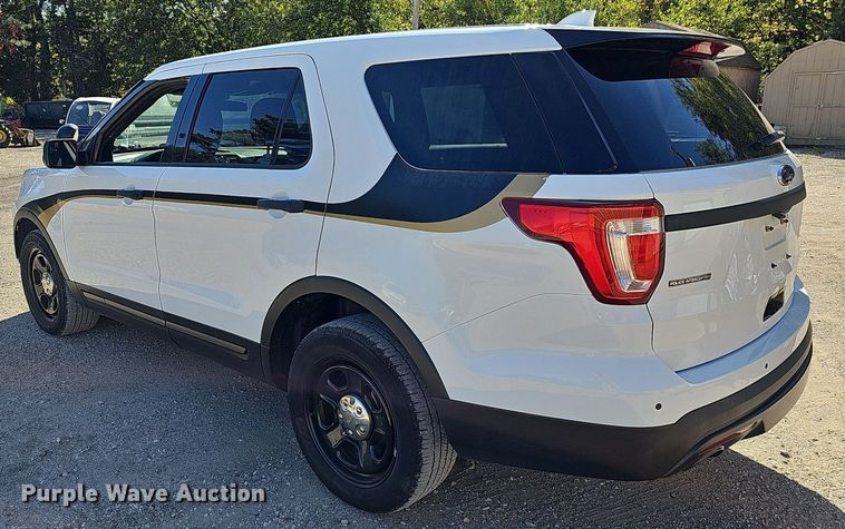 image for item NJ9914 2017 Ford Explorer Police Interceptor  SUV
