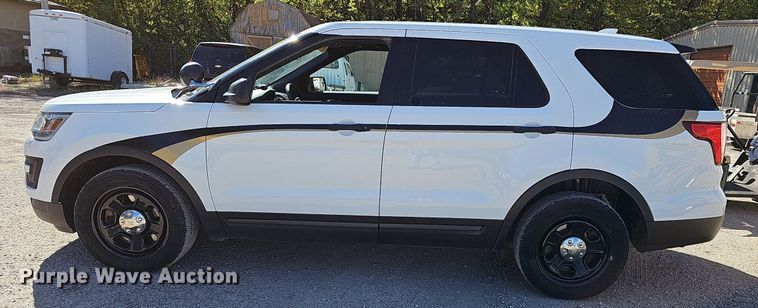 image for item NJ9914 2017 Ford Explorer Police Interceptor  SUV