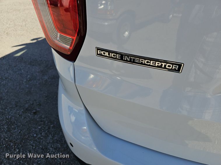 image for item NJ9914 2017 Ford Explorer Police Interceptor  SUV