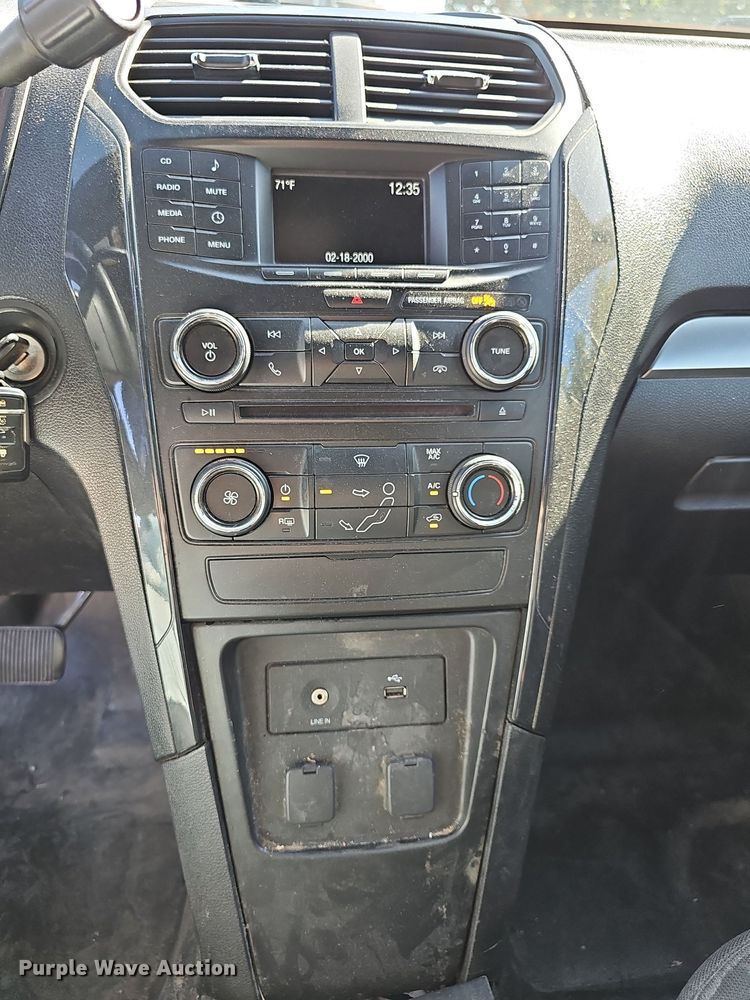 image for item NJ9914 2017 Ford Explorer Police Interceptor  SUV