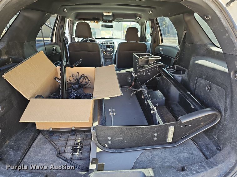 image for item NJ9914 2017 Ford Explorer Police Interceptor  SUV