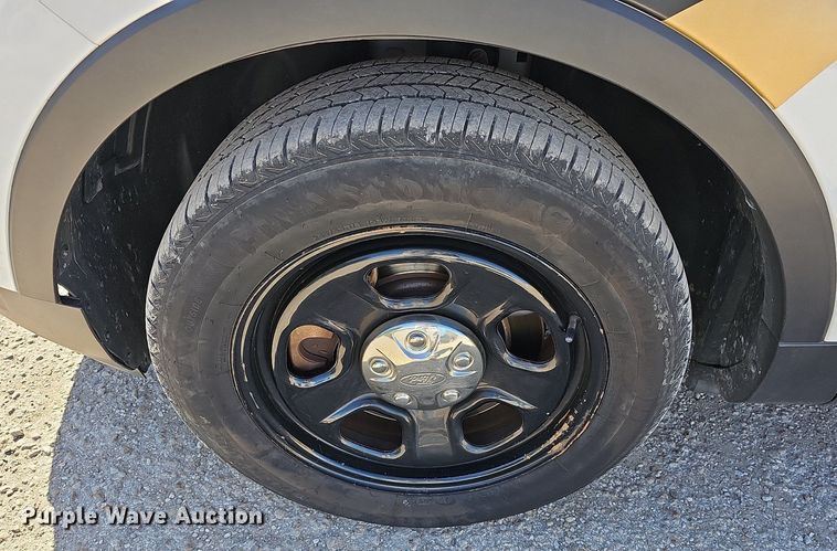 image for item NJ9914 2017 Ford Explorer Police Interceptor  SUV