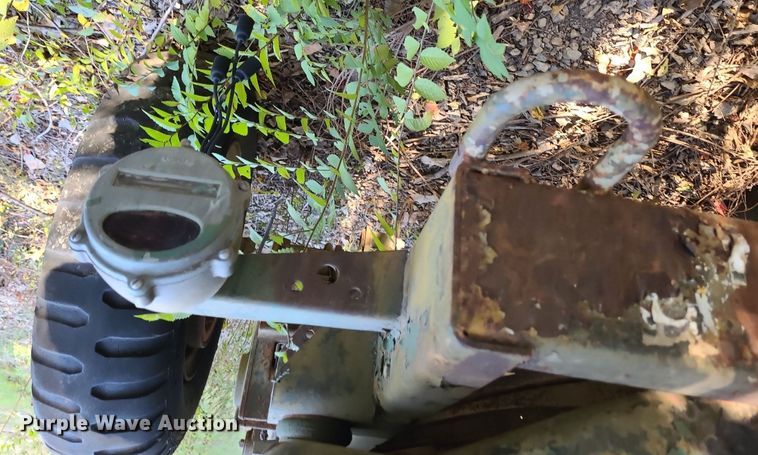 image for item NJ9972 1968  tank trailer