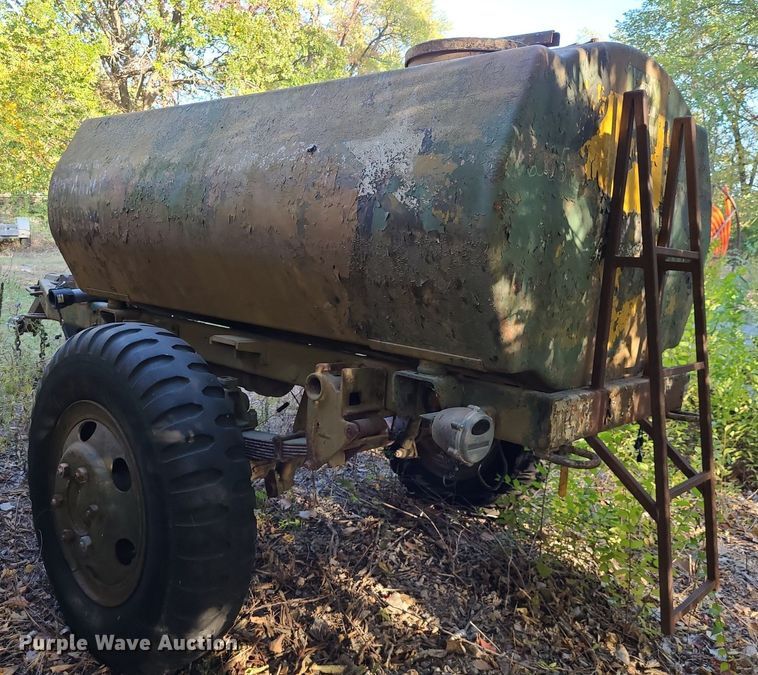image for item NJ9972 1968  tank trailer