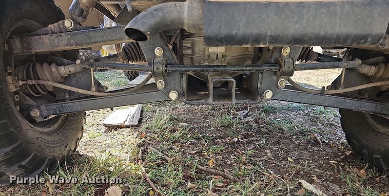 image for item NJ9984 2013 John Deere XUV Gator  utility vehicle