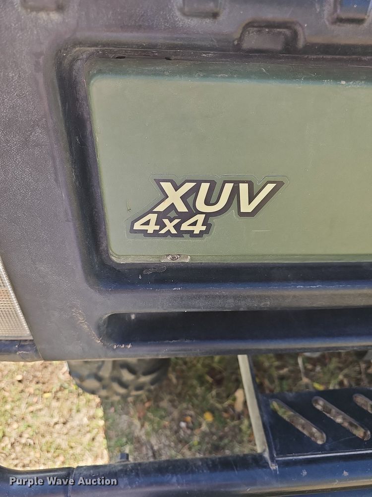 image for item NJ9984 2013 John Deere XUV Gator  utility vehicle