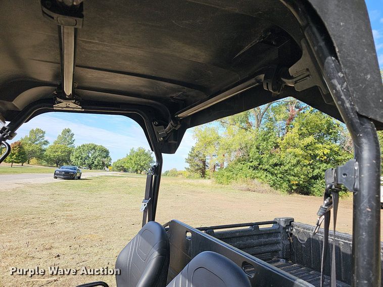 image for item NJ9984 2013 John Deere XUV Gator  utility vehicle