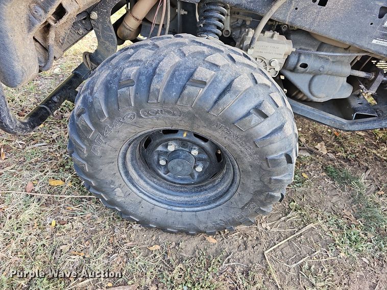 image for item NJ9984 2013 John Deere XUV Gator  utility vehicle