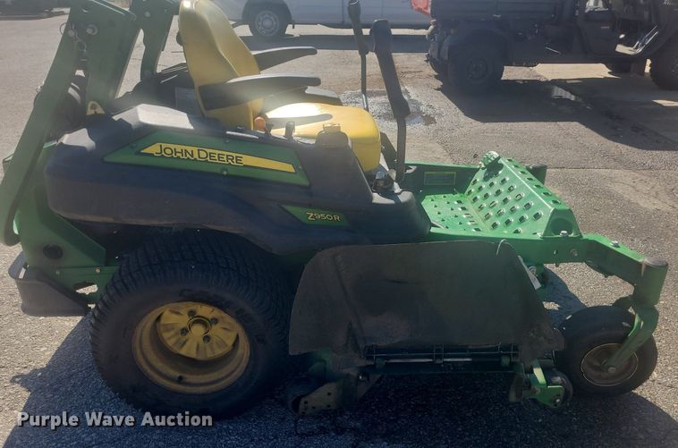 image for item NJ9994 2013 John Deere Z950R  ZTR lawn mower