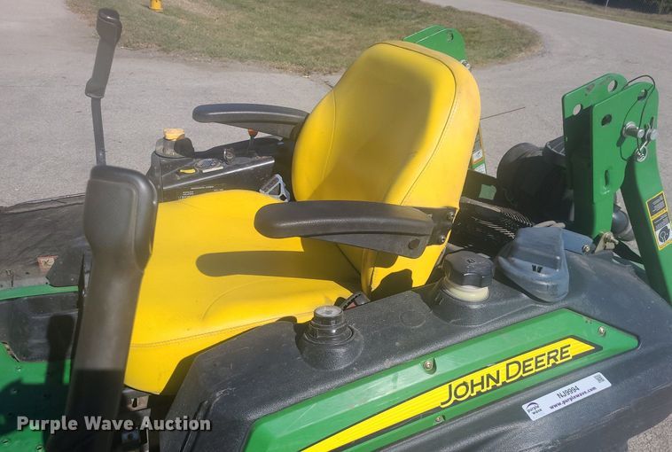 image for item NJ9994 2013 John Deere Z950R  ZTR lawn mower