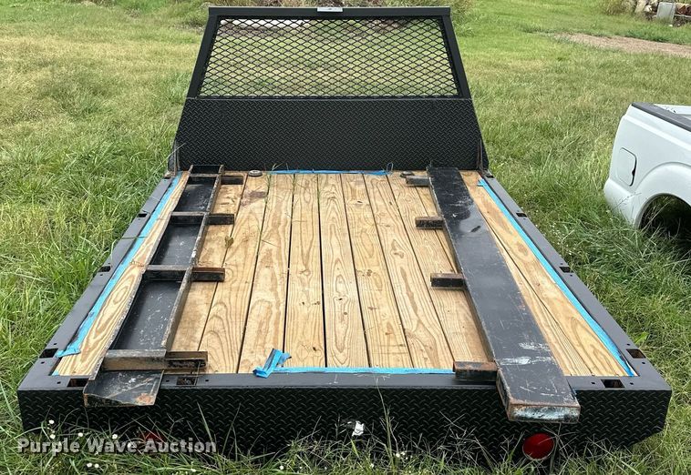 image for item NO9252 8'L x 7'W flatbed