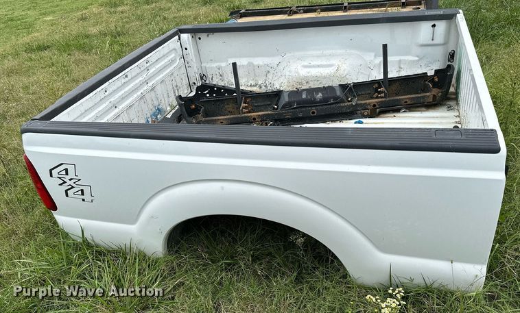 image for item NO9253 2012 Ford F250  pickup truck bed