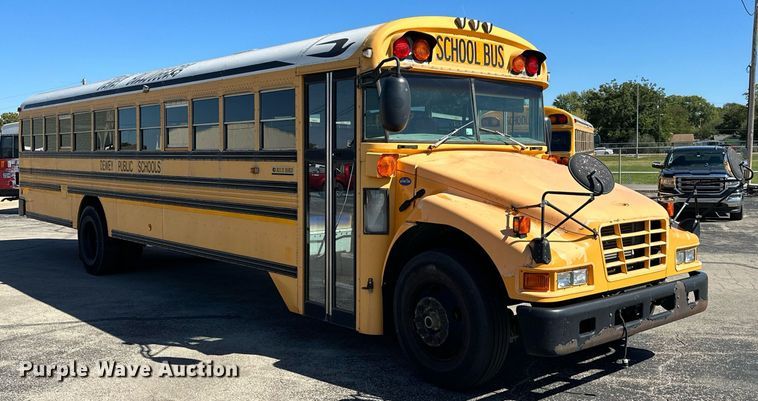 image for item NO9262 2005 Blue Bird Vision  school bus