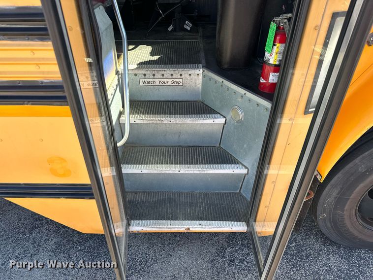 image for item NO9262 2005 Blue Bird Vision  school bus