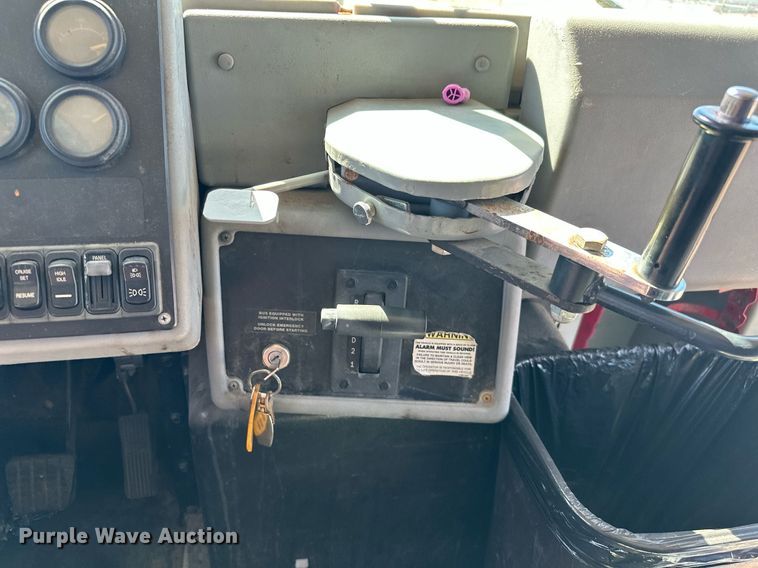 image for item NO9262 2005 Blue Bird Vision  school bus