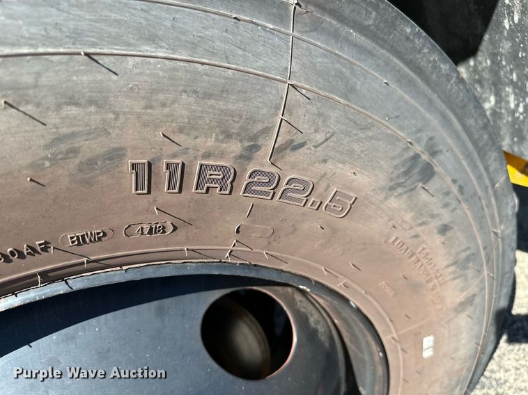 image for item NO9262 2005 Blue Bird Vision  school bus