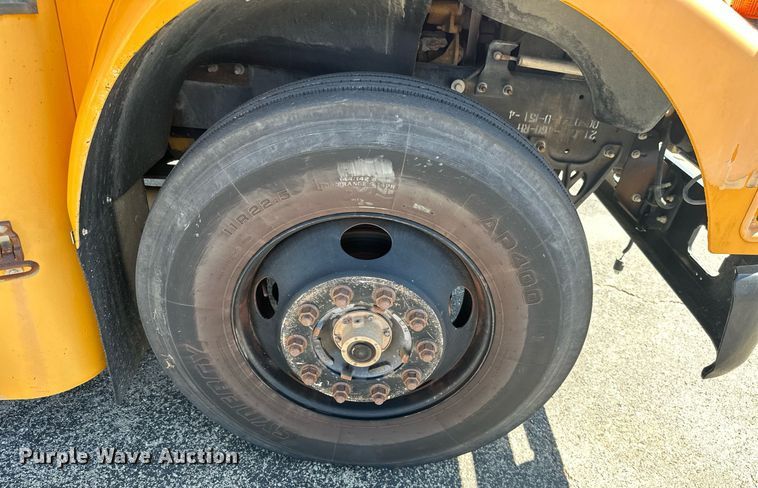 image for item NO9262 2005 Blue Bird Vision  school bus