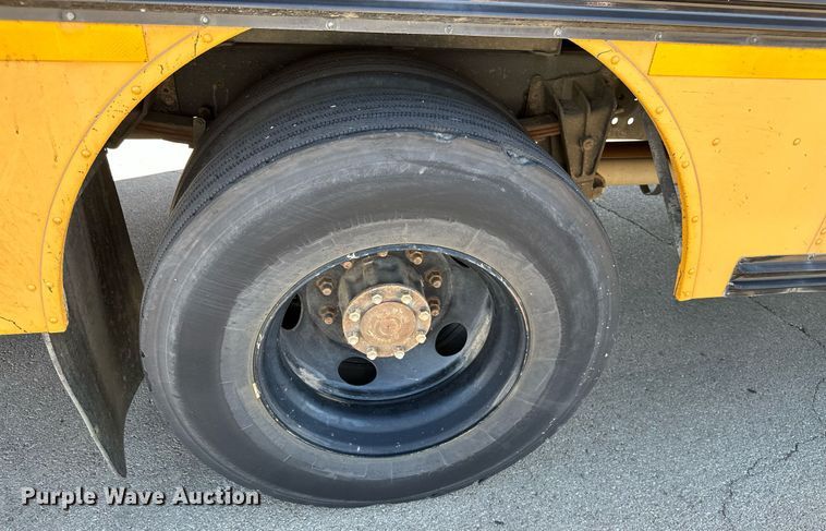 image for item NO9262 2005 Blue Bird Vision  school bus