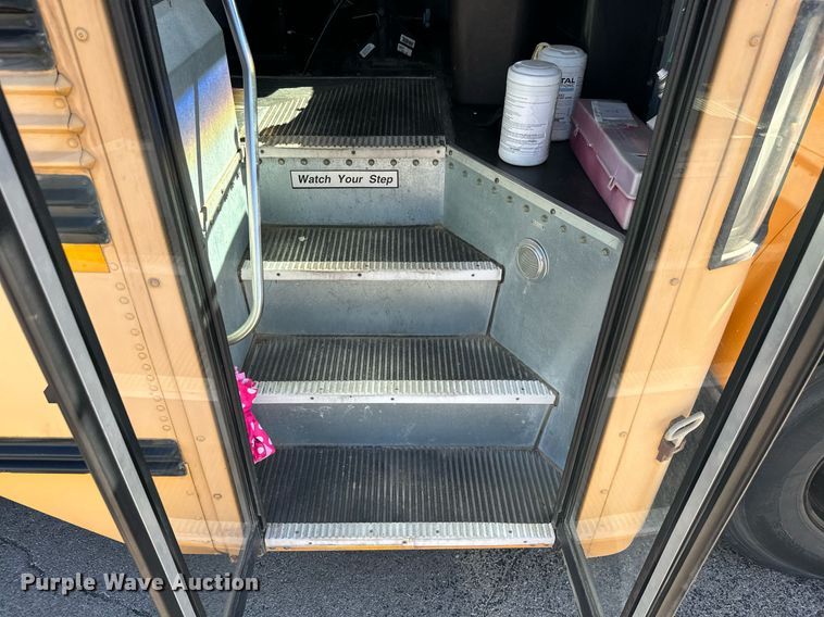 image for item NO9263 2005 Blue Bird Vision  school bus