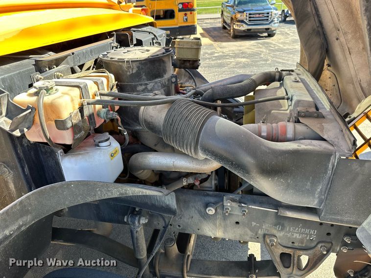 image for item NO9263 2005 Blue Bird Vision  school bus